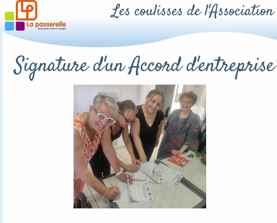 Signature accord d'entreprise La Passerelle